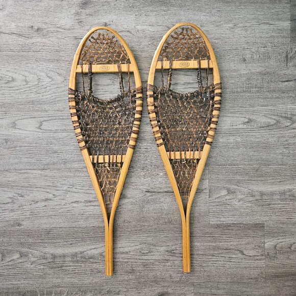 Faber Wooden Bear Paw Snowshoes 9x29 Traditional Handcrafted Outdoor Gear - Picture 1 of 10